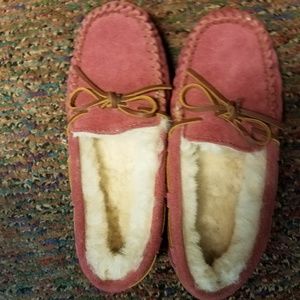 Womens EMU suede shearling moccasins size 6